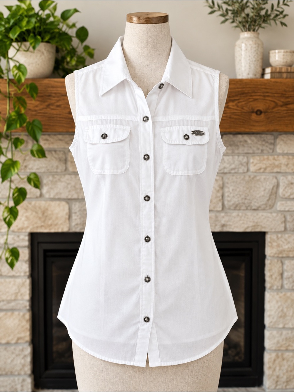 Harley-Davidson White Sleeveless Crochet Side Button-Up Blouse XS - Picture 2 of 6